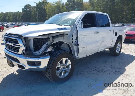 2020 Ram 1500 Big Horn 4X4 5'7 Box z USA, uszkodzony, nr VIN 1C6SRFFT7LN370170